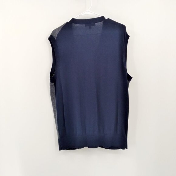 Banana Republic Sweater Vest - Picture 2 of 5